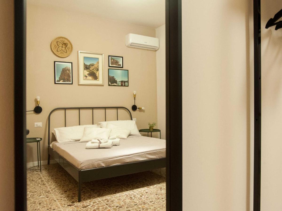 Four Rooms Alghero Bagian luar foto
