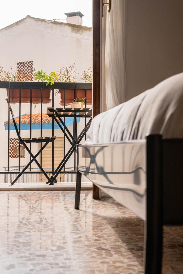 Four Rooms Alghero Bagian luar foto